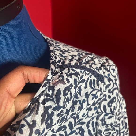 Tommy Bahama Tassled Floral Top - Picture 10 of 12